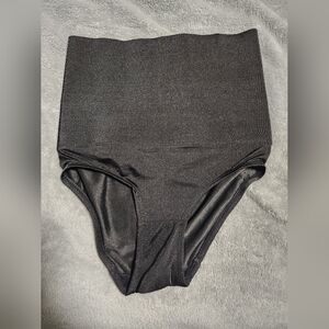 Skinnygirl Black & Nude Smoothers & Shapers